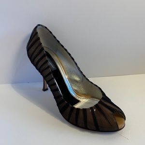 Dolce & Gabbana Black Nude Spuntata Vernice + Tulle Peep Toe Pump